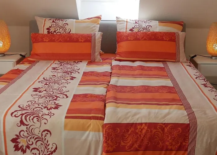 Stadtnahe Komfortferienwohnung Fuer Familien Und Geschaeftsreisende Lejlighed