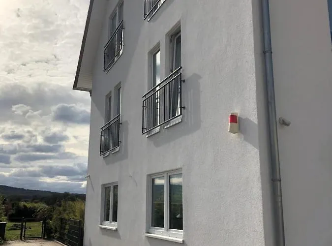 Stadtnahe Komfortferienwohnung Fuer Familien Und Geschaeftsreisende アパート *